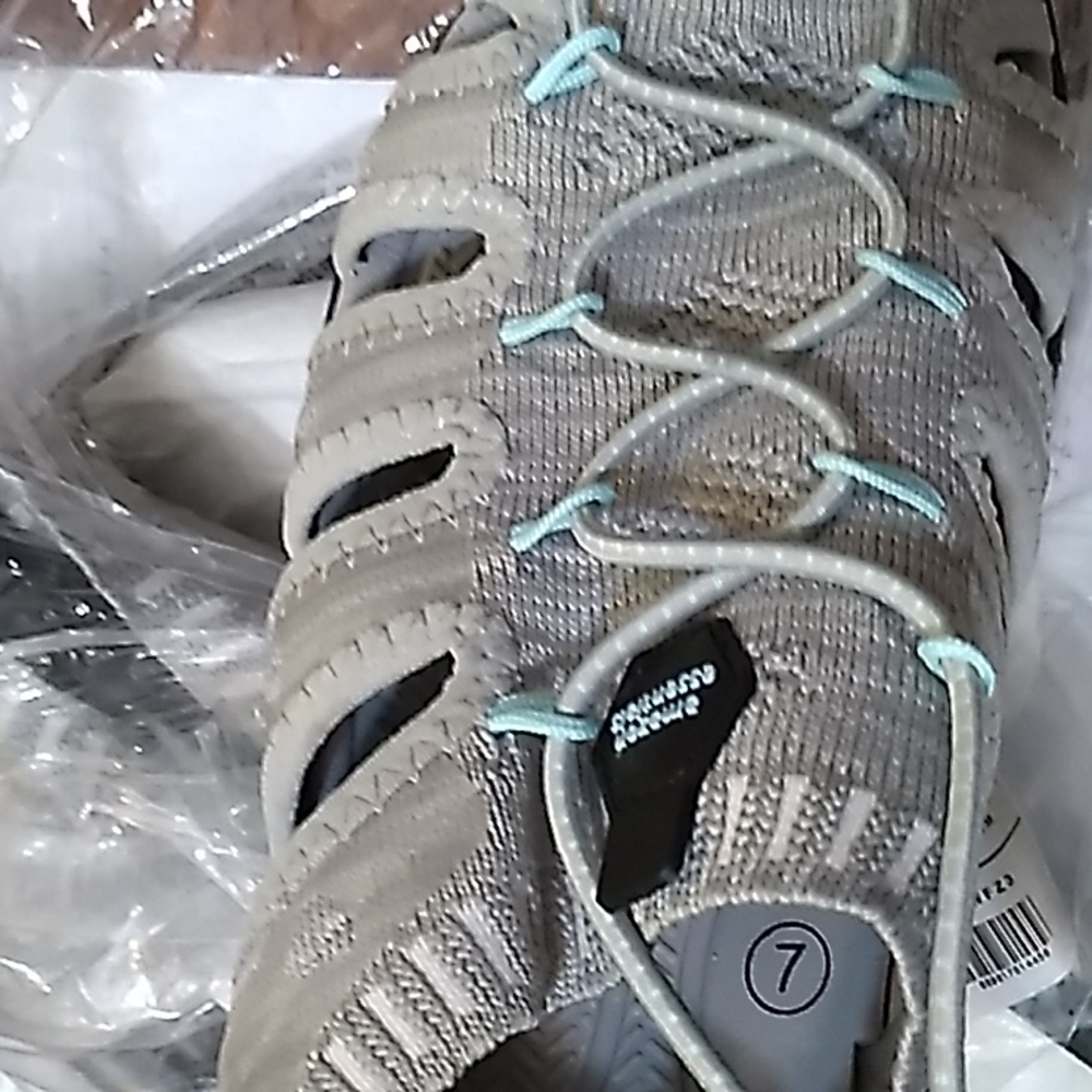 Amazon Essentials Size 7 - Picture 5 of 16
